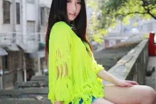 疯狂小杨哥卖假货被举报所卖产品虚标功率退一赔三需赔近一亿