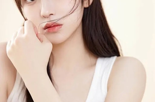名气再大又如何！天王刘德华近况曝光现在65岁老到认不出