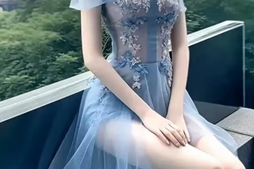 杨幂被问如何看待潜规则她毫不避讳：“陪导演睡觉事业就能更上一层楼”